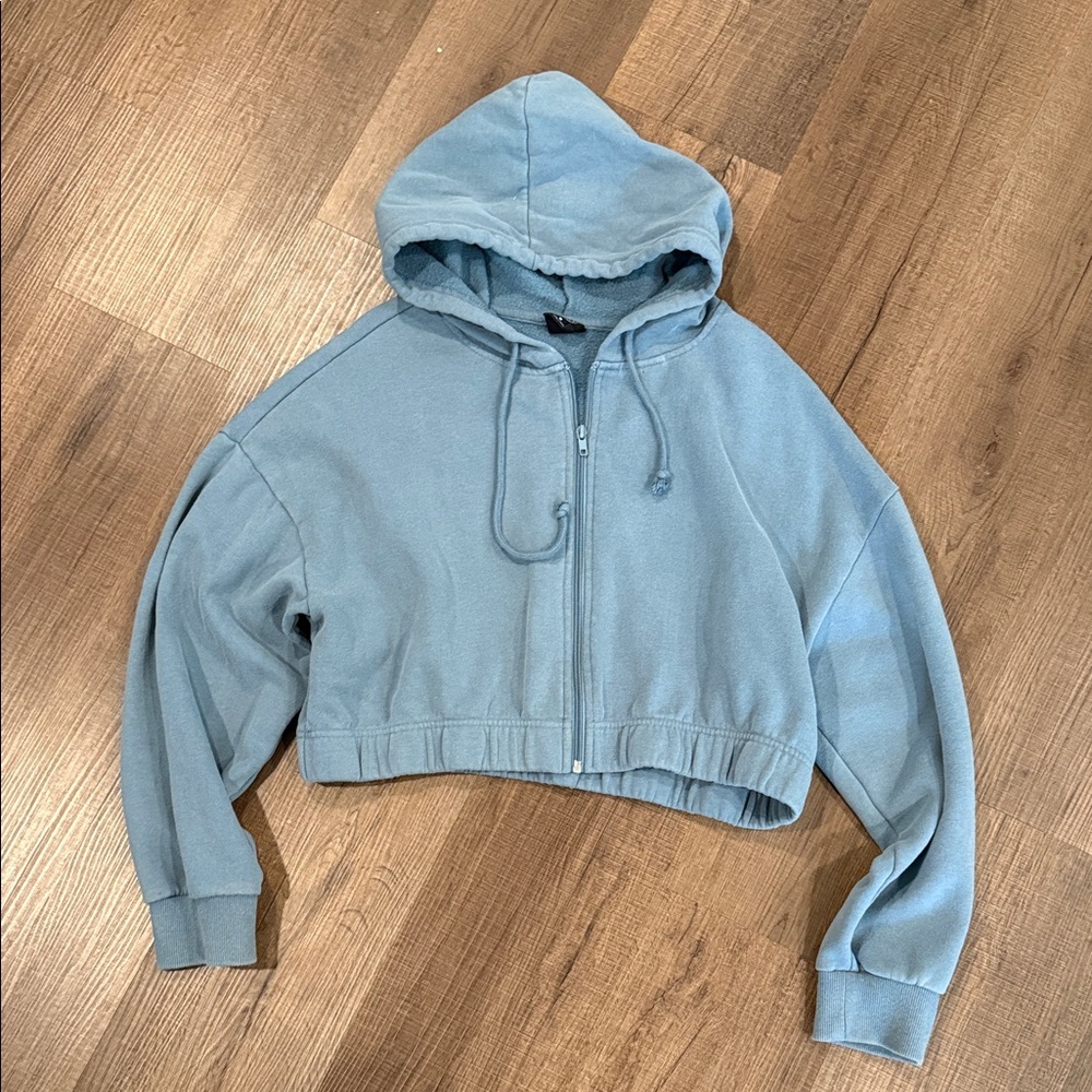 PacSun Slate Blue cropped zip up hooded jacket